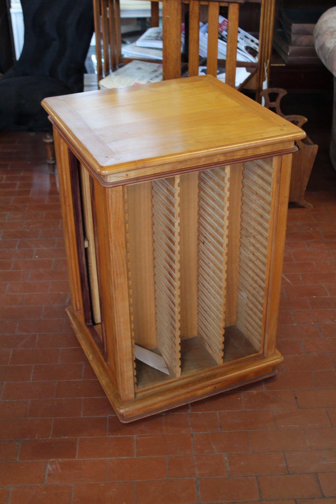 torre porta pc e porta cd